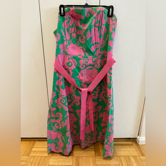 Lilly Pulitzer Dresses & Skirts - Lilly Pulitzer vintage midi dress